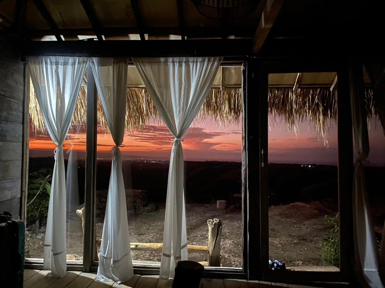 Hotel Hars Garden Sumba Waingapu Exterior foto